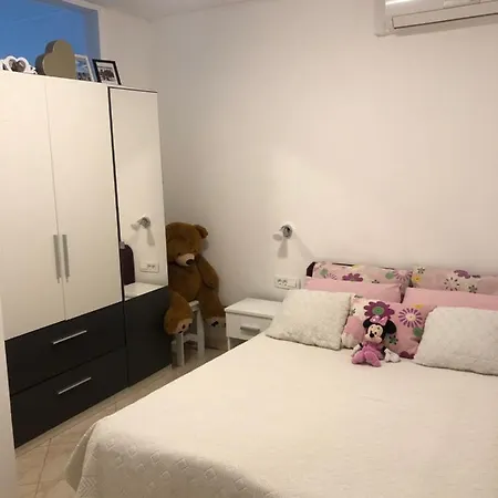 Ljube * ماكارسكا