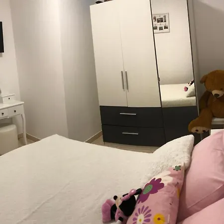 شقة Ljube